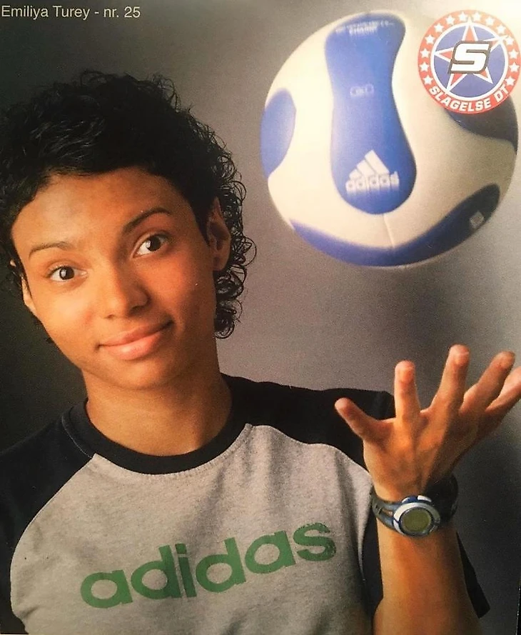 Эмилия Турей: "Я словно внезапно оказалась перед пропастью. Но вперед не шагнула", изображение №8