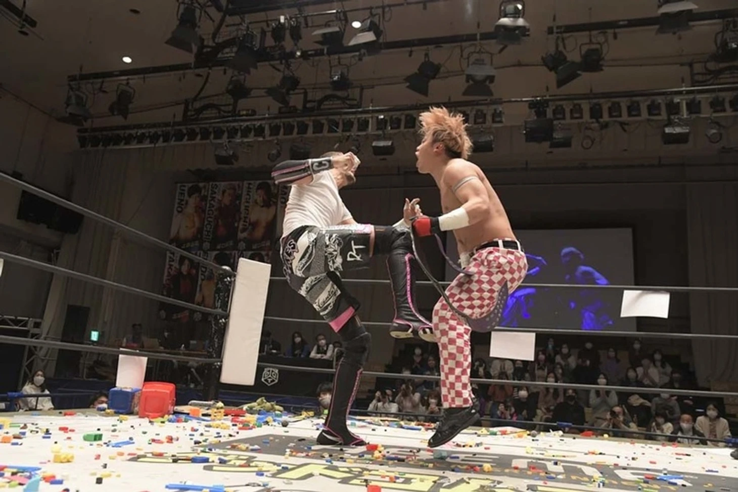 Обзор DDT Friendship, Hard Work, and Victory in Nagoya 23.02. 2021 (+ мэйн-ивент DDT Into the Fight от 28.02.2021), изображение №15
