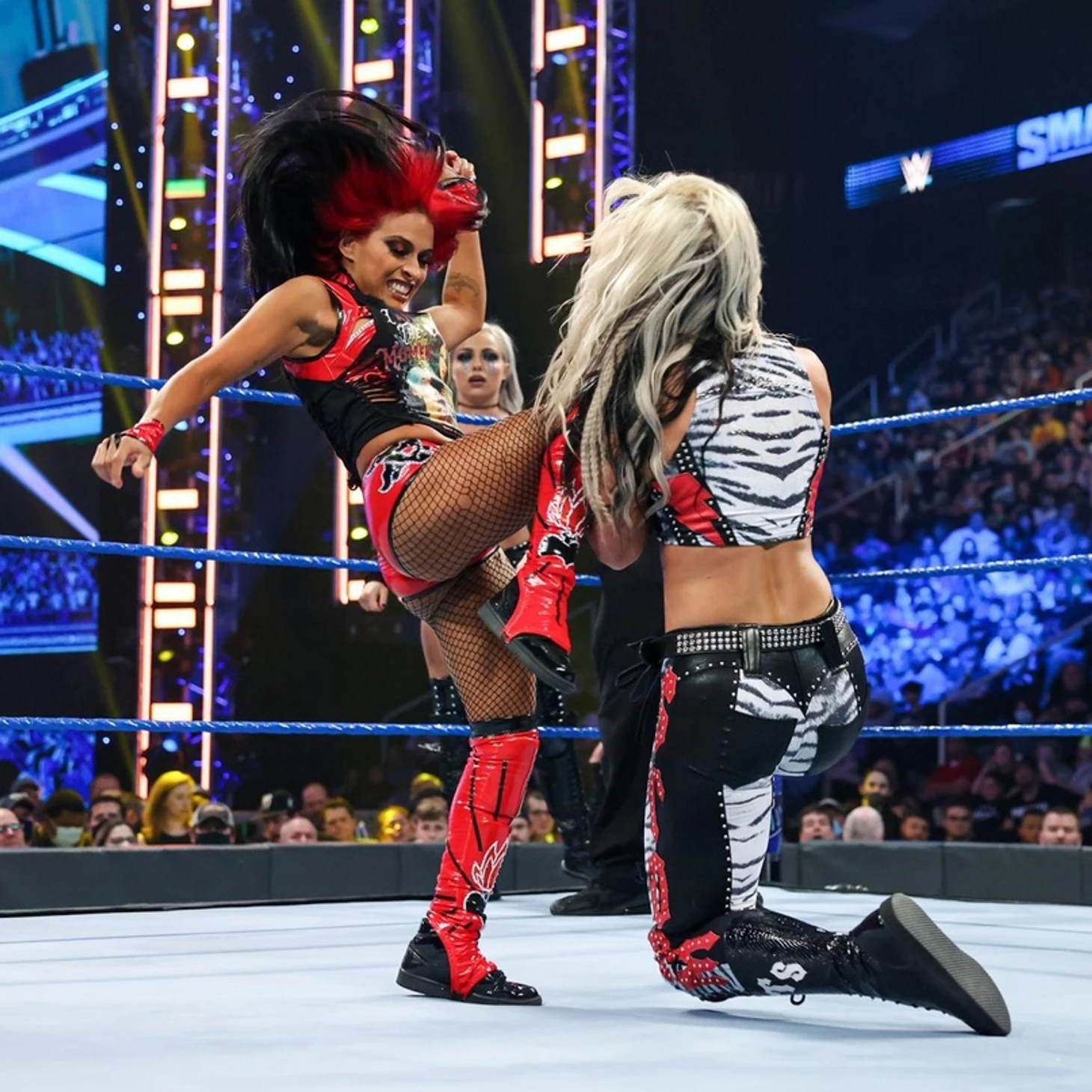 Обзор Friday Night Smackdown 17.09.2021, изображение №12