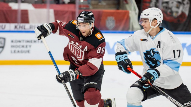 Динамо Рига после короновирусной паузы дома побеждает Динамо Минск