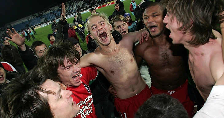 &quout;Локо&quout; празднует победу в чемпионате