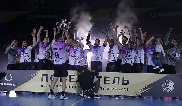 Кирилл Котов: "Не бросал первый 7-метровый, раз уж сам его заработал. А потом не стали менять руку…", изображение №1