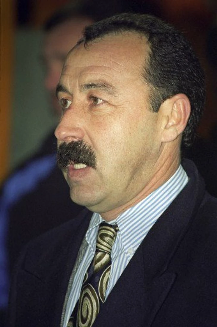 Валерий Газзаев