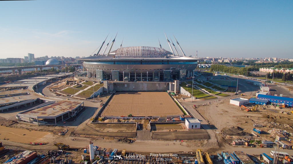 Газпром Арена (Крестовский), стадионы