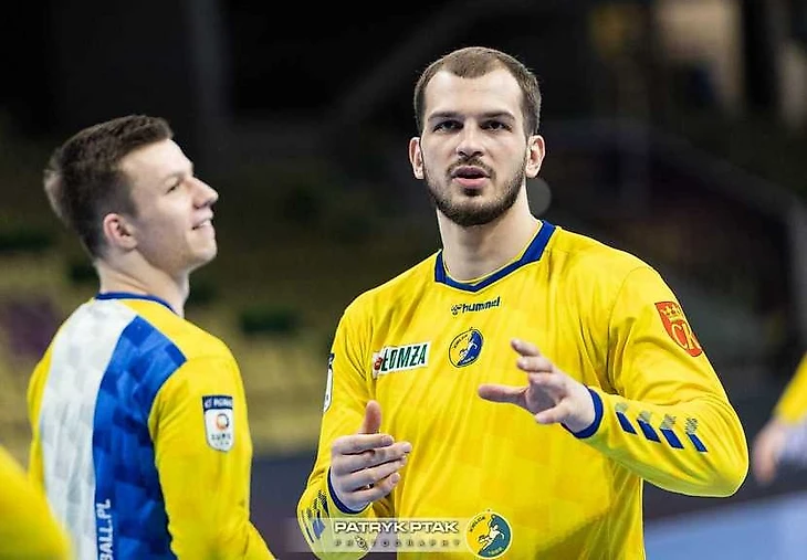 Артем Королек: "Чтобы попасть на тренировку, в 14 лет добирался до Гродно на попутках и в "минус 15", изображение №1