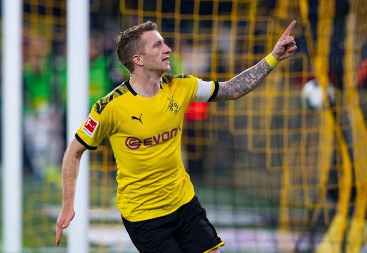 «Боруссия» провалила первый тайм, пропустила 3 от аутсайдера и ни разу не пробила в створ. А во втором выдала камбэк