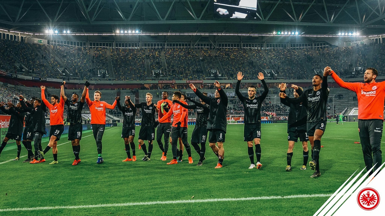 Разгром Фортуны в Дюссельдорфе. Айнтрахт продолжает погоню за ТОП-4