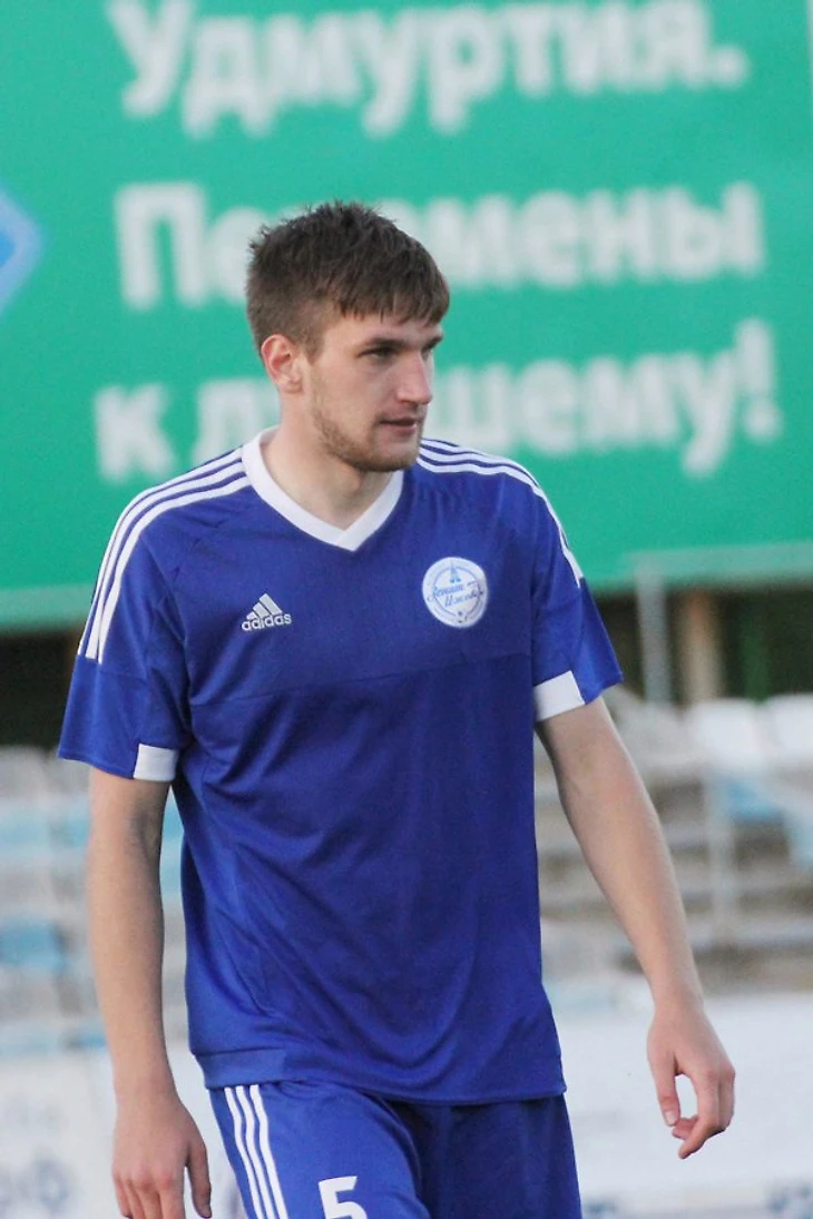 Лев Потапов