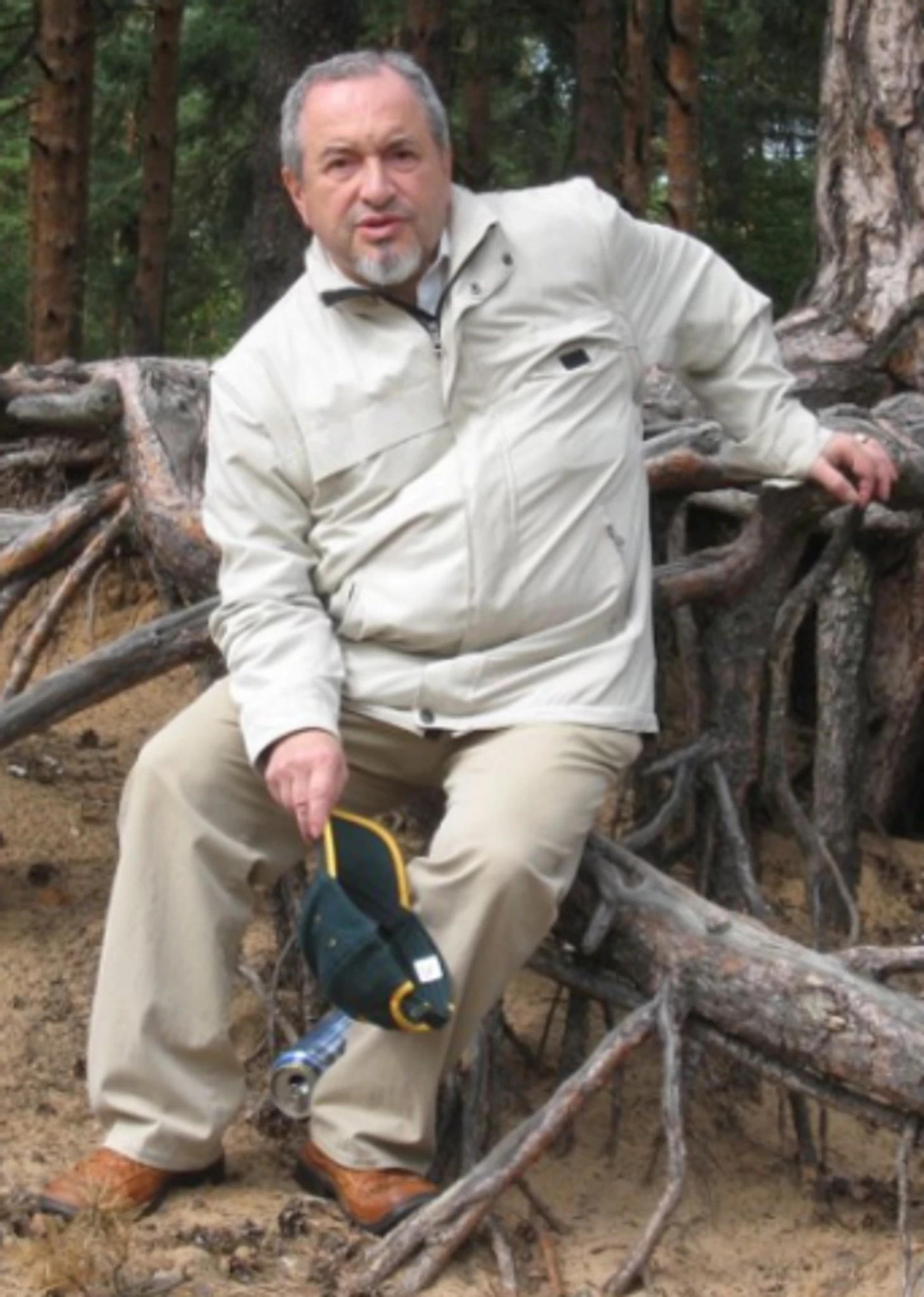 Геннадий Несис