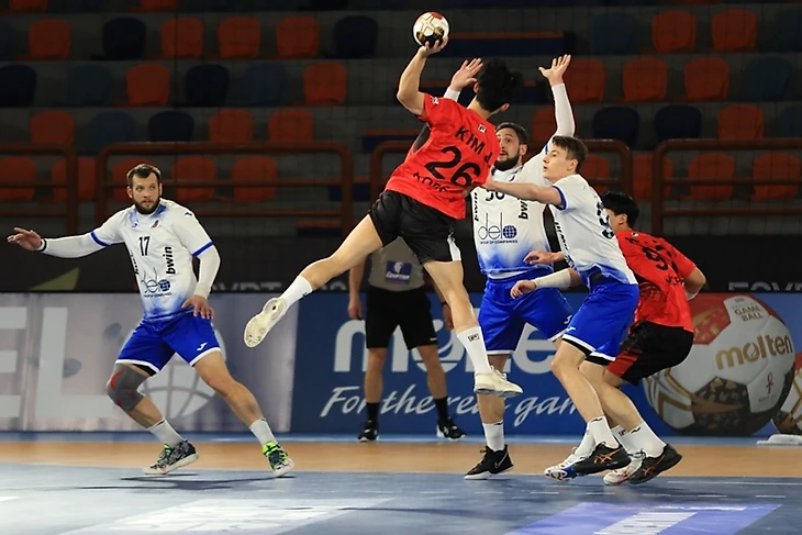 ЧМ-2021. Время дождавшихся шанса. В обновленном составе россияне обыграли корейскую молодежь, изображение №2