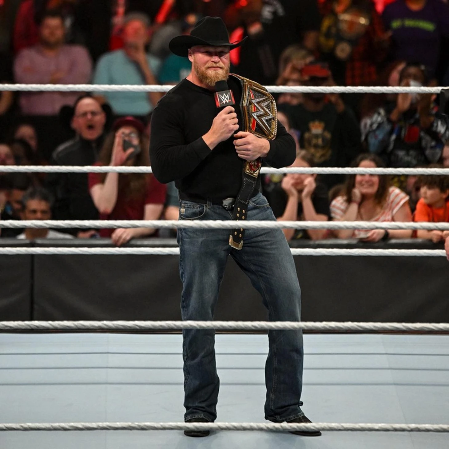 Обзор WWE Monday Night RAW 21.02.2022, изображение №2