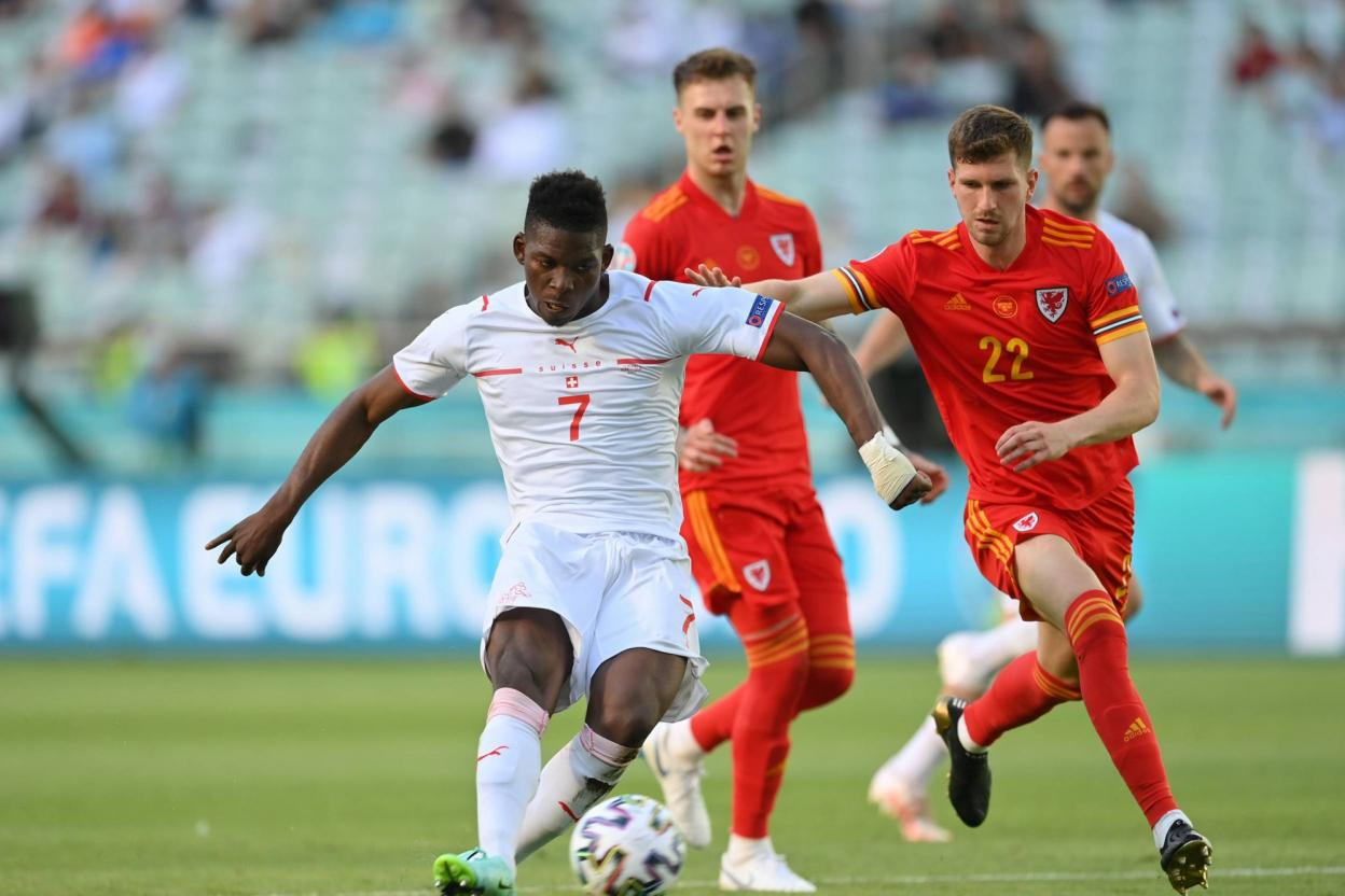 Матч швейцария. Serbia-Switzerland b. Embolo.