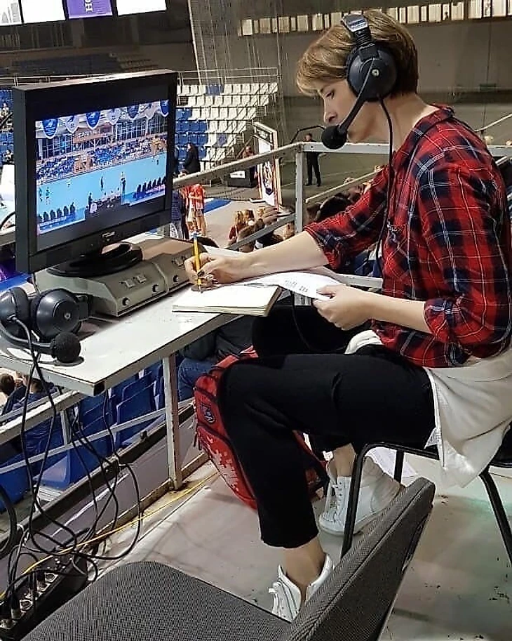 "Работа комментатором ощущается как продолжение игровой карьеры". Надежда Муравьева в новой роли, изображение №1