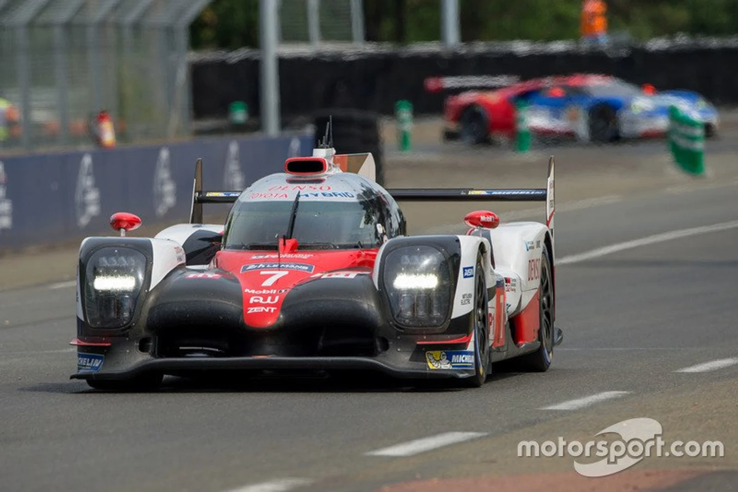 Камуи Кобаяши