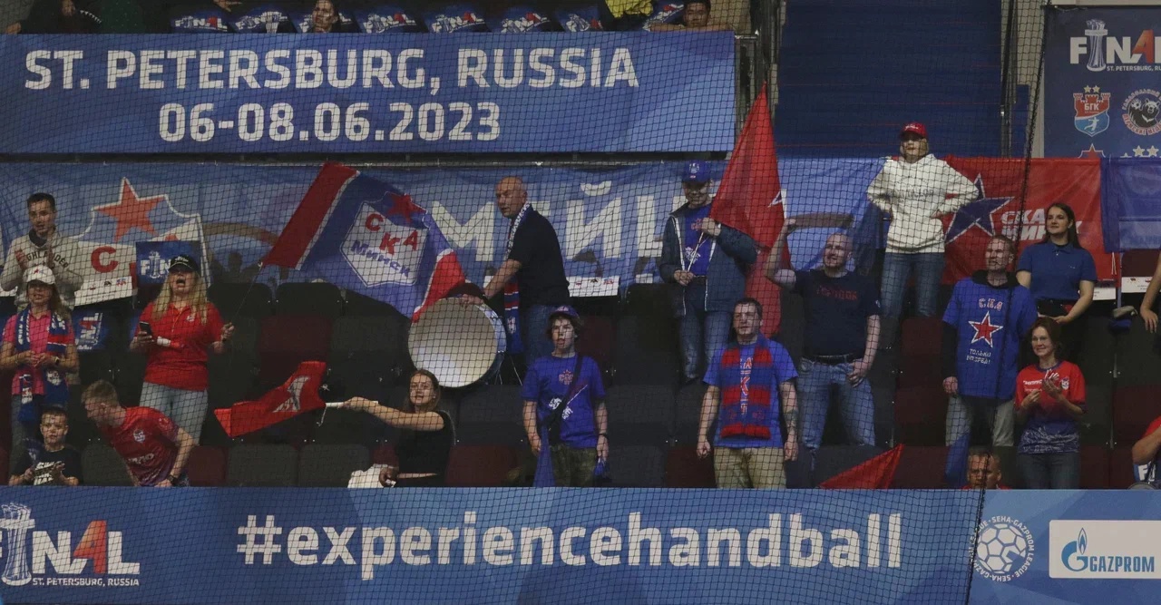 SEHA-Gazprom League. Битва талисманов и парашют для Попова. Как Питер встречал &quot;финал четырёх”, изображение №5