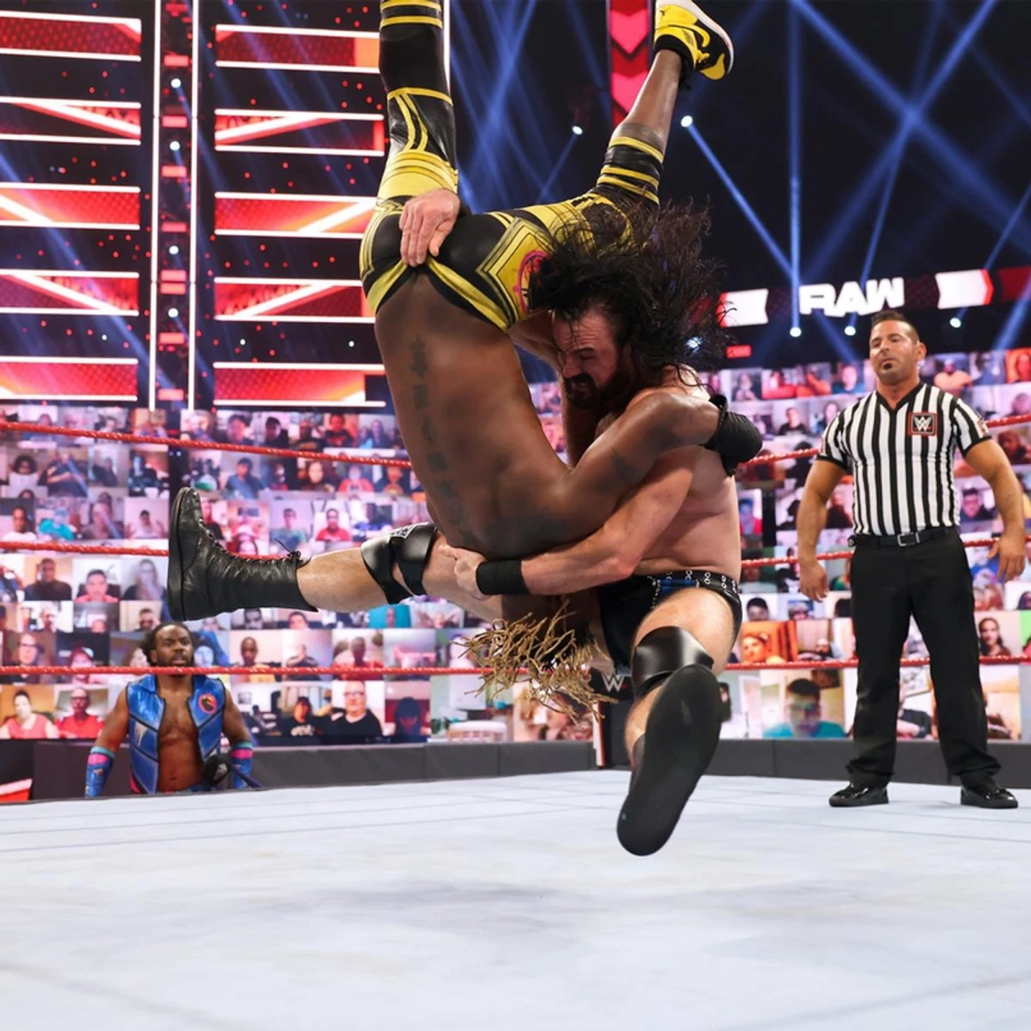 Обзор WWE Monday Night RAW 24.05.2021, изображение №6