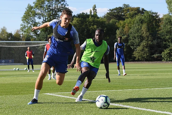 Кристенсен и Мозес