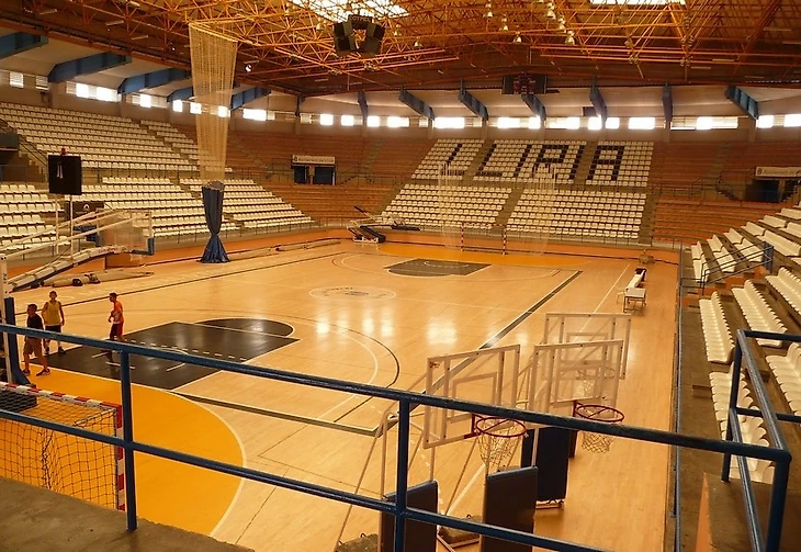 Арена в Лирии