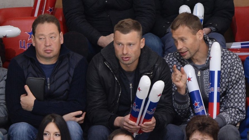 «Они умеют вести бизнес»: Слуцкий зовет Березуцких в «Витесс»