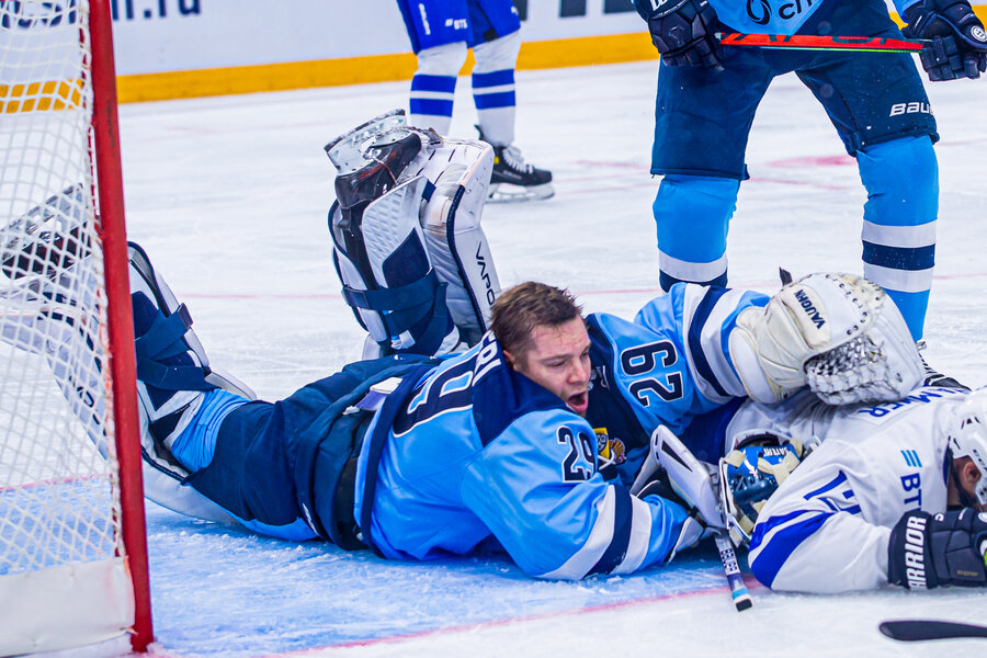 «Сибирь» безнадежно летела «Динамо» 0:5. А потом как понеслась – чуть-чуть не сравняли