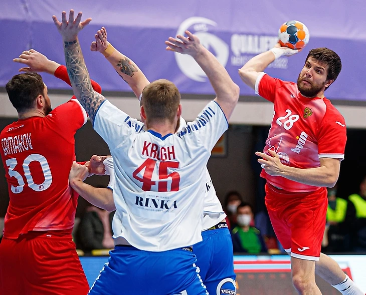 ЧЕ-2022. Россияне против фарерцев: уверенная победа, путевка на Евро... И неважный второй тайм, изображение №3