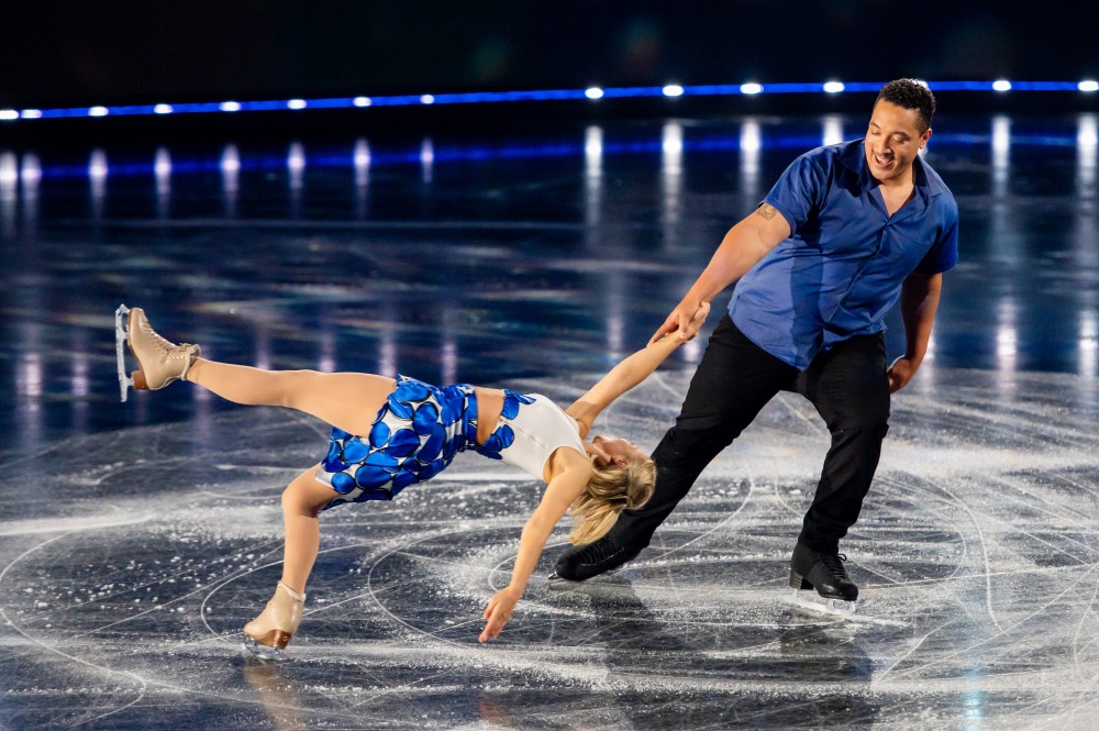 В канадский «Ледниковый период» позвали игроков НХЛ. Среди них – борец с расизмом и члены династии «Чикаго» 