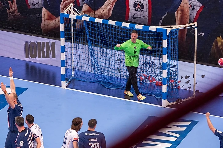 Франция. Скубе—Ди и загадка "Парижа". "Монпелье" проиграл принципиальный матч и весь чемпионат?, изображение №2