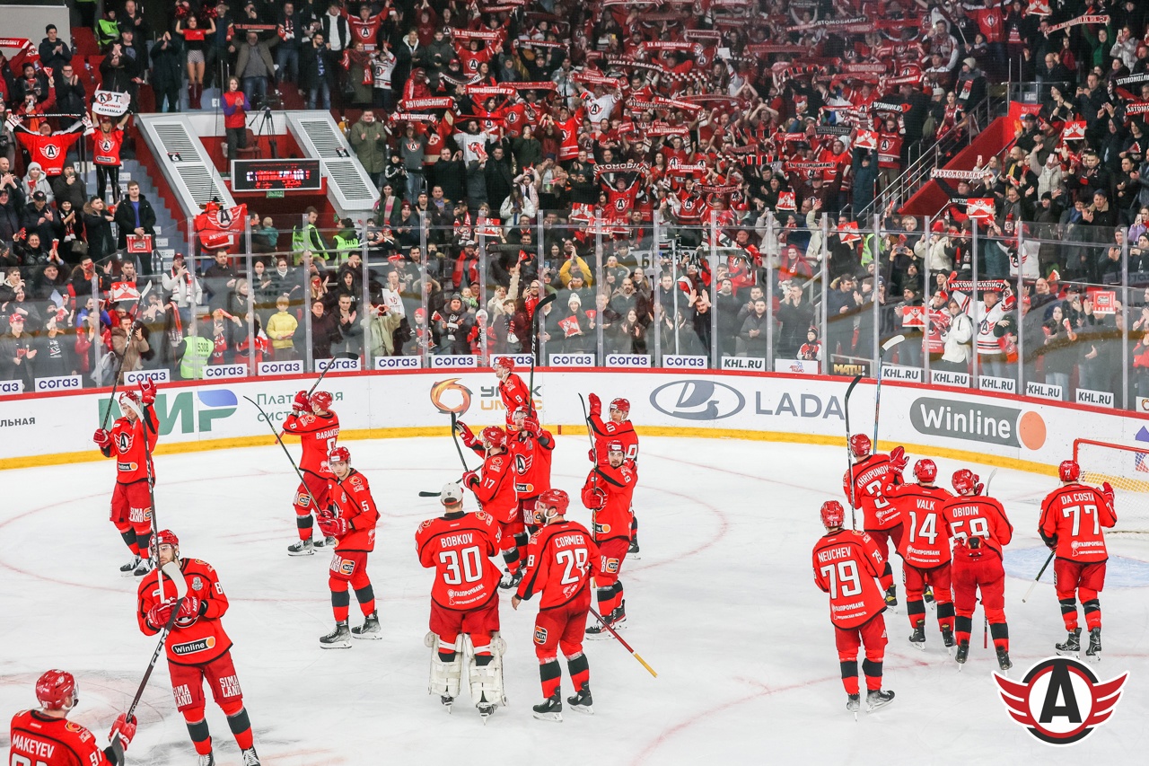 Пока в футболе тотальный Fan ID, на хоккее – полные трибуны - Фото года -  Блоги Sports.ru