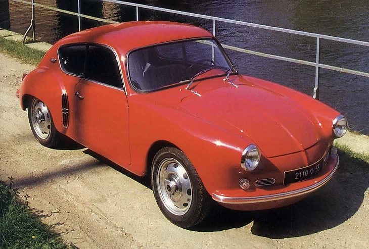 Alpine A106, первая дорожная машина Alpine