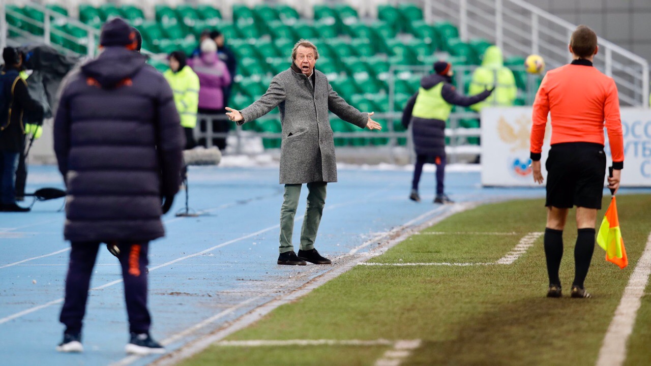 Локомотив на грани спада

