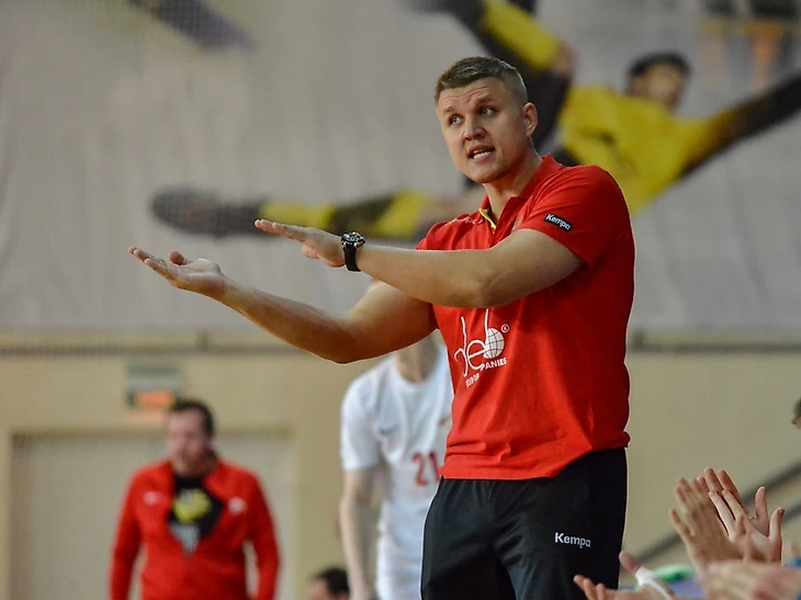 На другом месте в другой час. Зимний полдень для младших сборных России, изображение №3