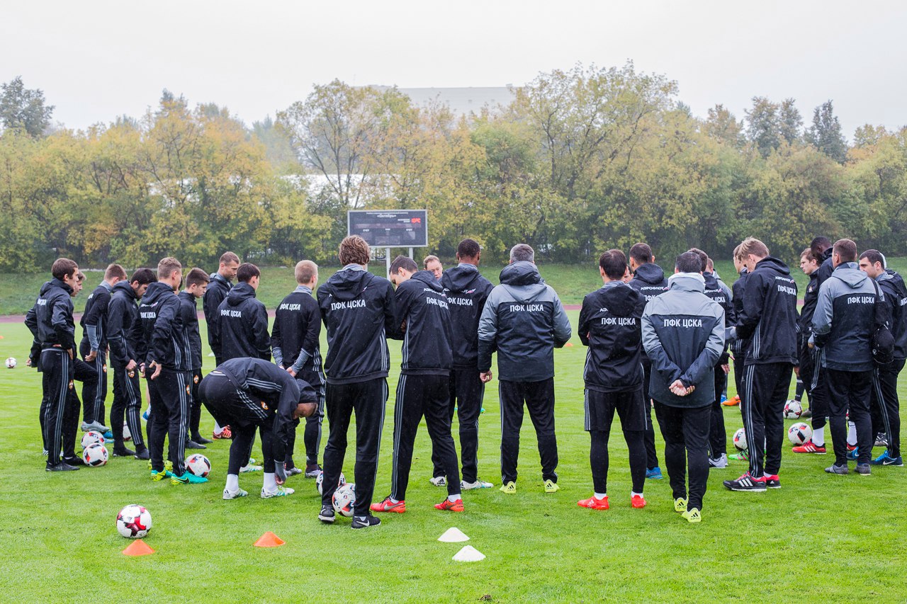 Фотоотчет с тренировки ЦСКА перед матчем с «Енисеем»