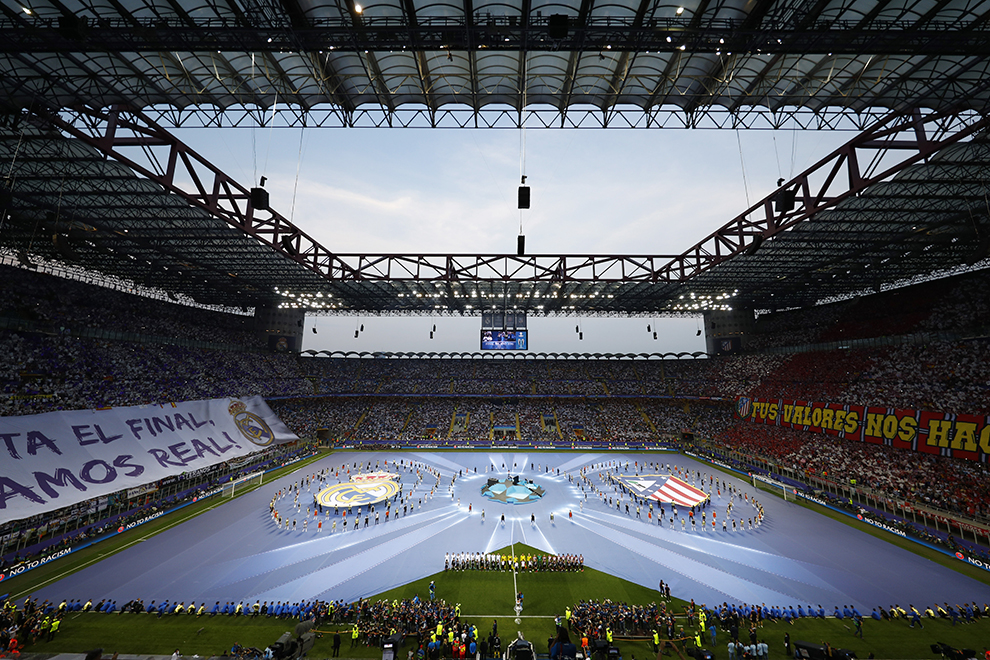 Сколько зарабатывают лучшие футбольные клубы мира