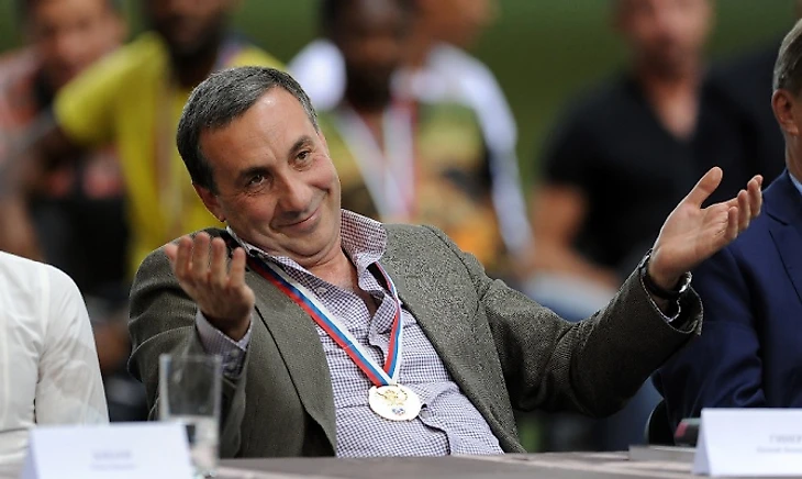 Евгений Гинер