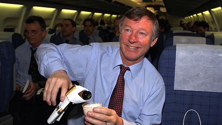 Sir Alex Ferguson celebrates after Manchester United beat Juventus in the semi-finals