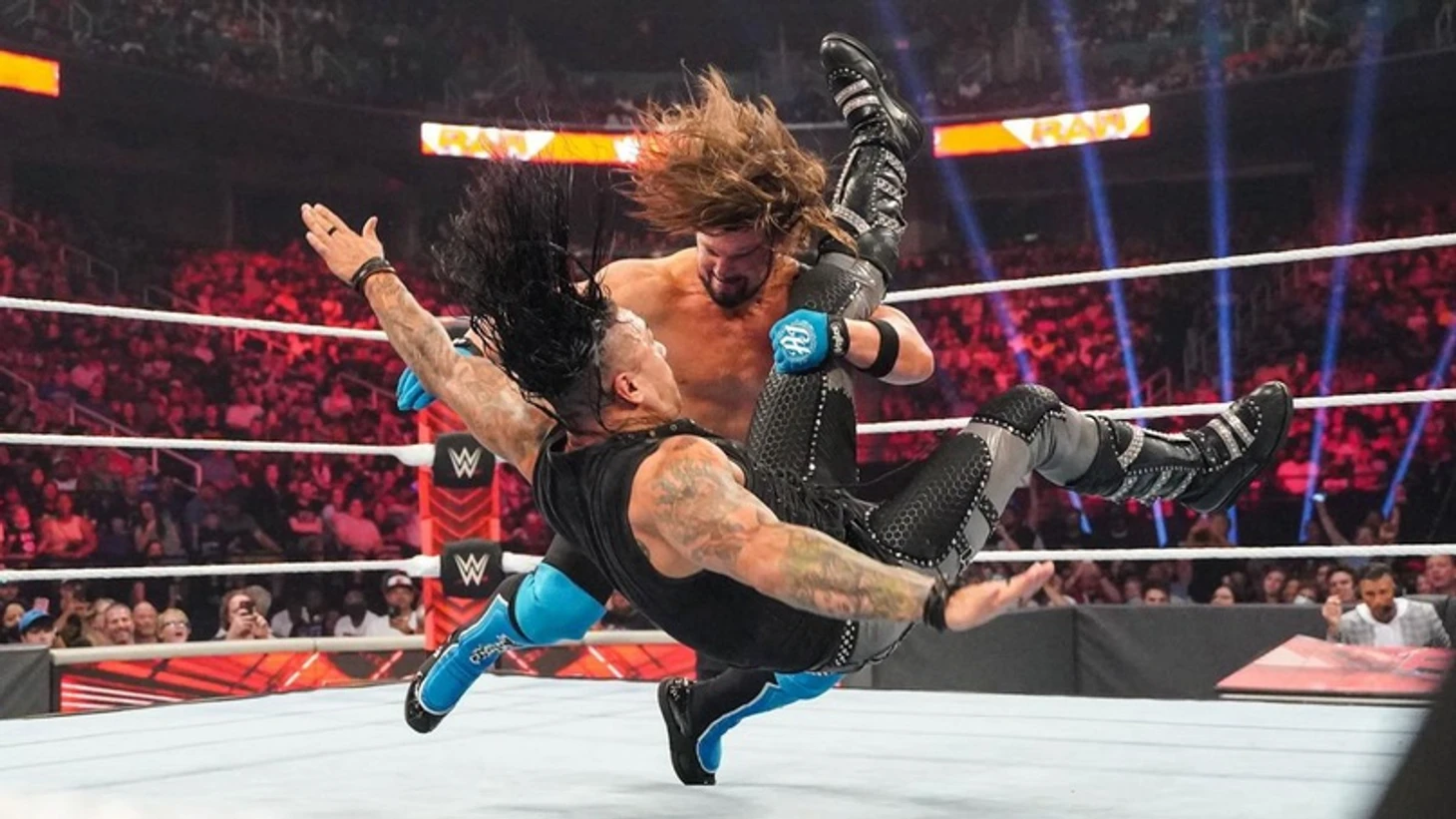 Обзор WWE Monday Night RAW 02.05.2022, изображение №10