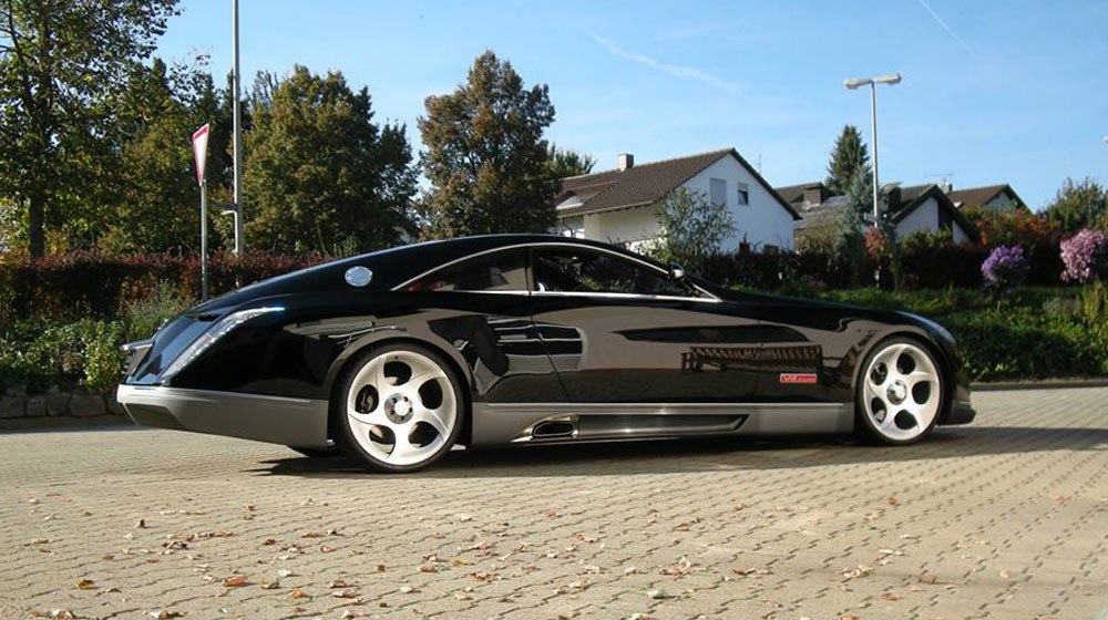 Машина Maybach Exelero