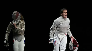 Прикрыла олимпийских чемпионок. Как 22-летняя саблистка Никитина спасла команду ОКР от поражения в финале ОИ-2020