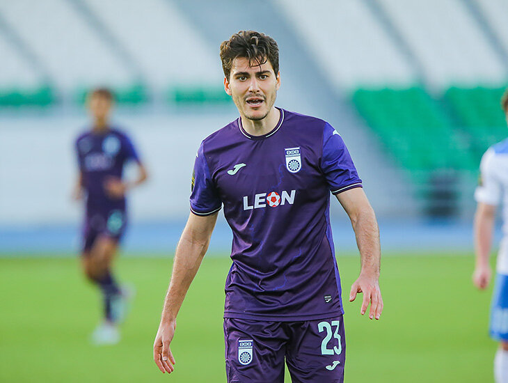 «Уфа» – во Второй лиге! Она давно страдает без денег – даже продавала автобус