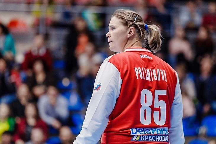 Виктория Польшикова из Анголы: "Пыль налипает на мастику — приятного мало", изображение №1