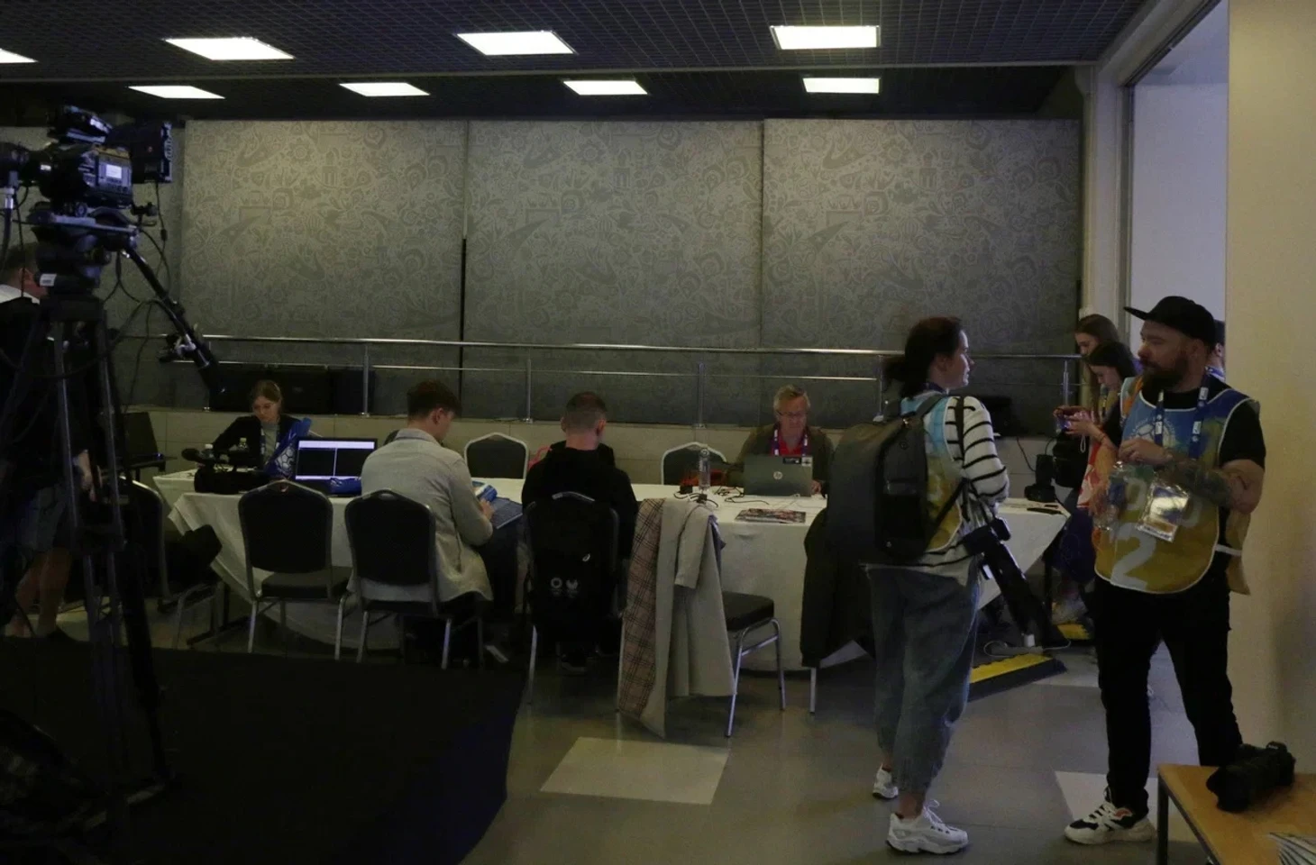 SEHA-Gazprom League. Битва талисманов и парашют для Попова. Как Питер встречал "финал четырёх”, изображение №4