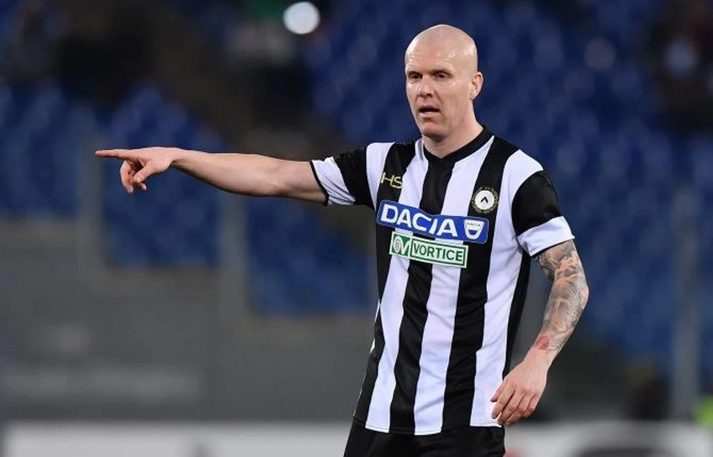 Халльфредссон