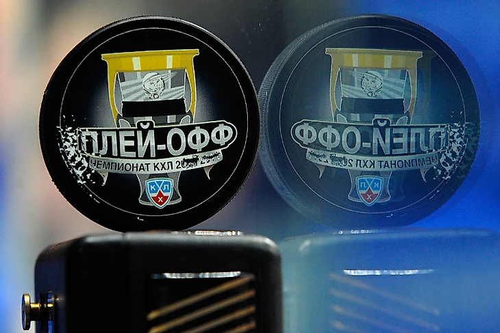 Play-offs puck