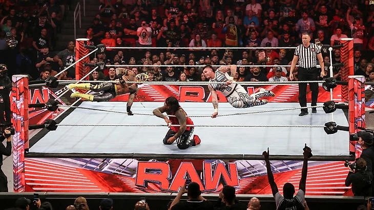 Обзор WWE Monday Night RAW 01.08.2022, изображение №13