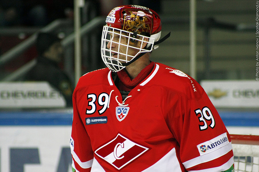 Единственный сезон Гашека в КХЛ: провалился в начале, сливал тренера, больше всех сыграл на ноль
