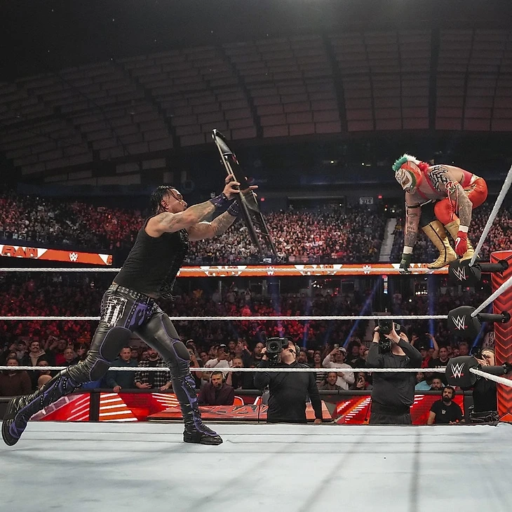 Обзор WWE Monday Night RAW 24.04.2023, изображение №24