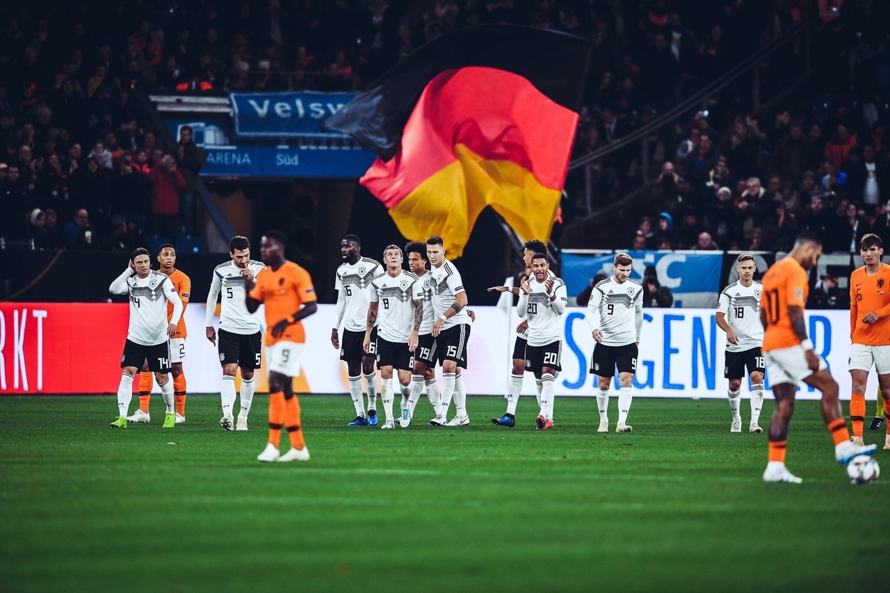 Йоги, где у них кнопка? Обзор матча Германия - Нидерланды