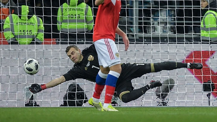 Сейв Акинфеева