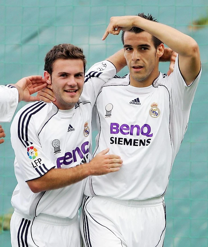 Хуан Мата в мадридском «Реале» (слева)