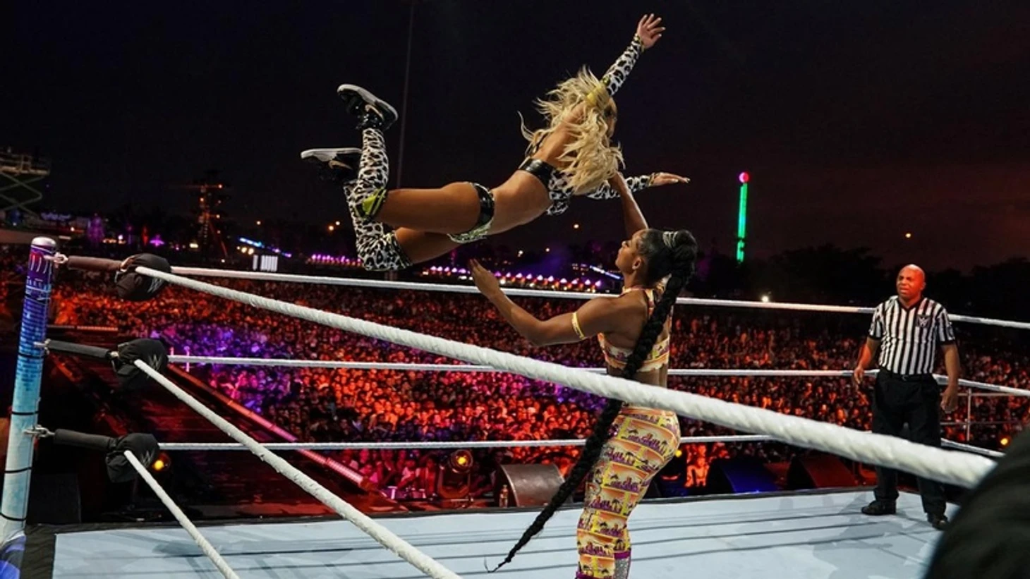 Обзор WWE Friday Night Smackdown 23.07.2021, изображение №10